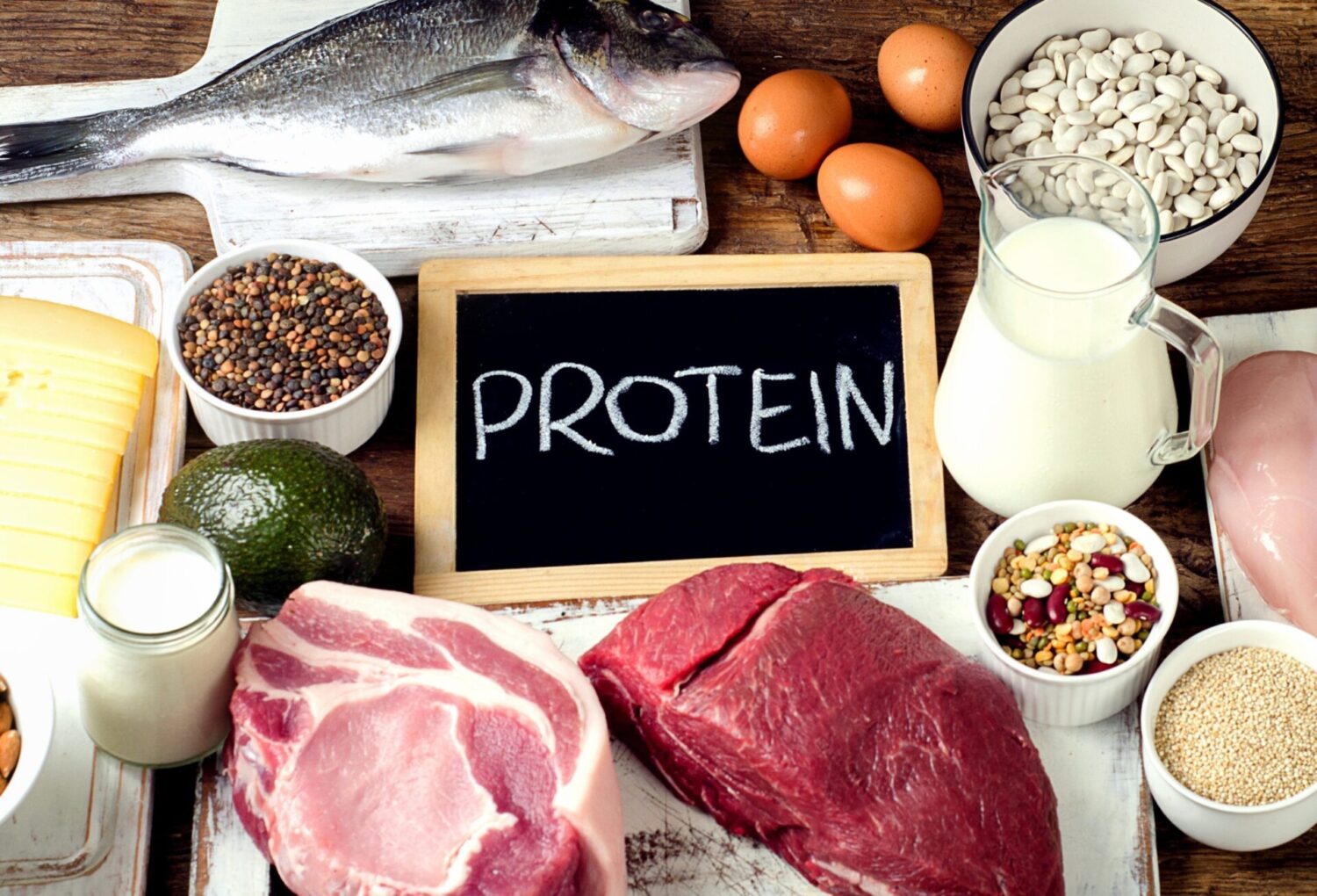 Protein và Magiê là hai khoáng chất thiết yếu nên bổ sung qua thực phẩm hỗ trợ cơ xương khỏe hơn để bảo vệ sức khỏe vận động